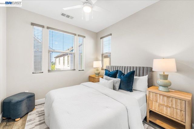 2707 Hollingbury Cmn, Livermore, CA 94550