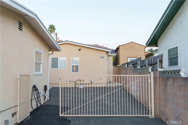 11012 Quill Avenue, Sunland, CA 91040