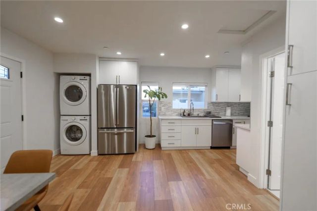 11012 Quill Avenue, Sunland, CA 91040