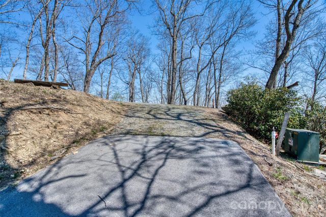 E11 Marble Heights Trail, Hendersonville, NC 28791