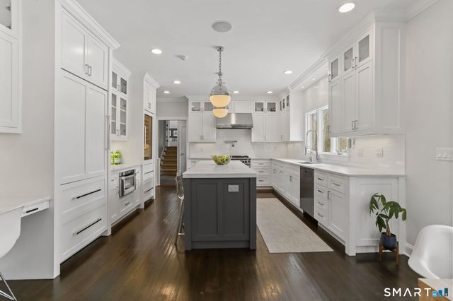 5 Shields Lane, Darien, CT 06820