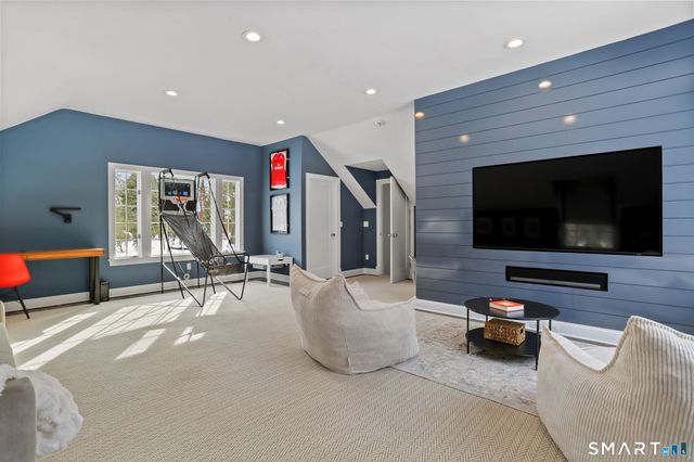 5 Shields Lane, Darien, CT 06820