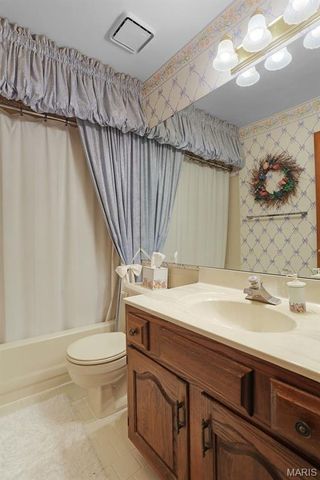 830 Whispering Meadows Drive, Manchester, MO 63021