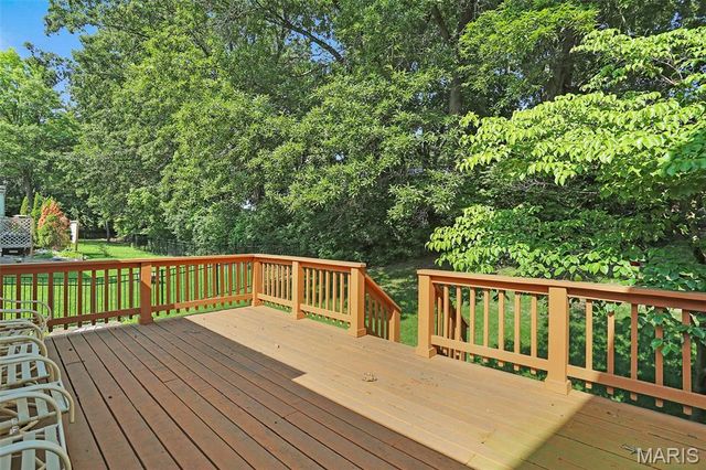 830 Whispering Meadows Drive, Manchester, MO 63021
