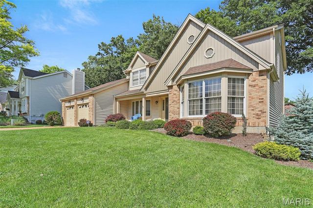 830 Whispering Meadows Drive, Manchester, MO 63021