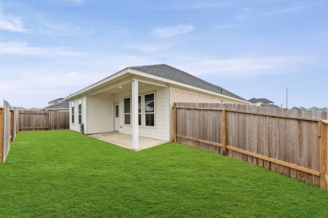 3303 Tranquility Lane, Baytown, TX 77521