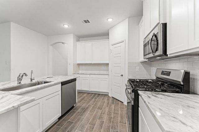 3303 Tranquility Lane, Baytown, TX 77521