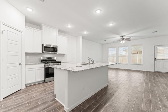 3303 Tranquility Lane, Baytown, TX 77521