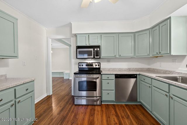 117 Olson Avenue, Long Beach, MS 39560