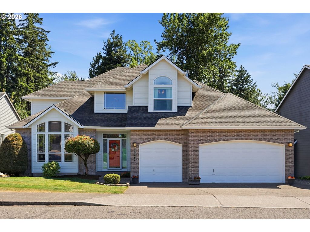 12404 Se BLAINE Dr, Clackamas, OR 97015