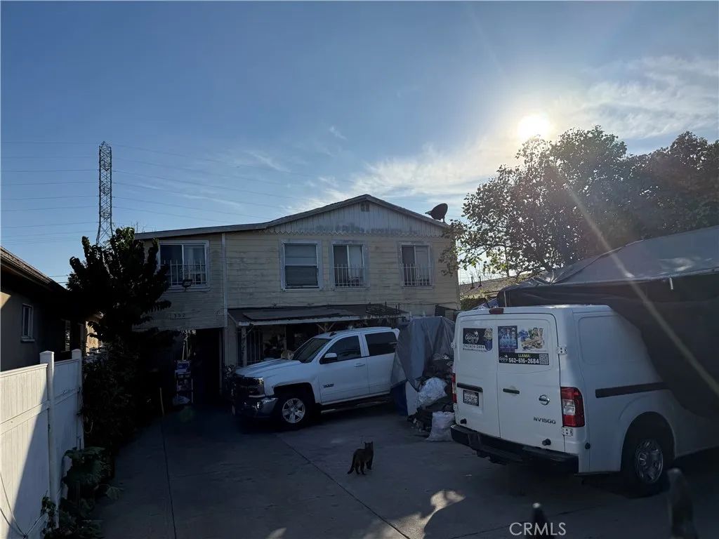350 E 97th, Los Angeles, CA 90003