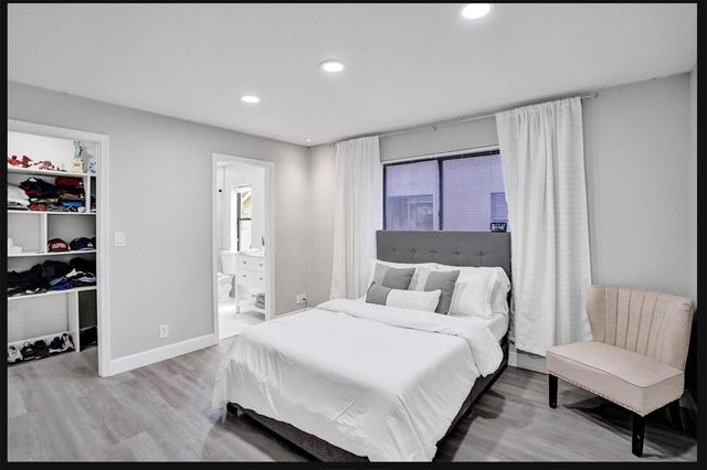 4772 NW 60th Lane, Coral Springs, FL 33067