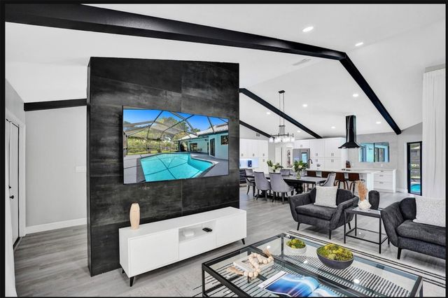 4772 NW 60th Lane, Coral Springs, FL 33067