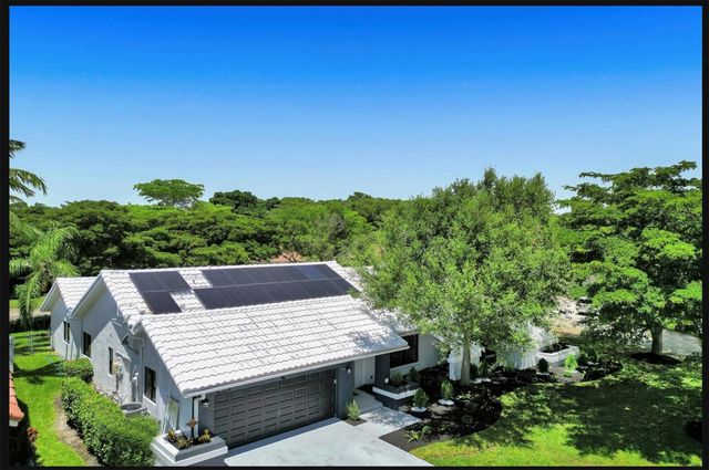 4772 NW 60th Lane, Coral Springs, FL 33067