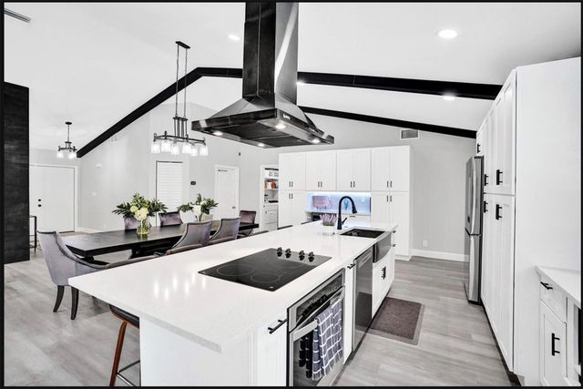 4772 NW 60th Lane, Coral Springs, FL 33067