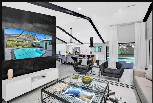 4772 NW 60th Lane, Coral Springs, FL 33067