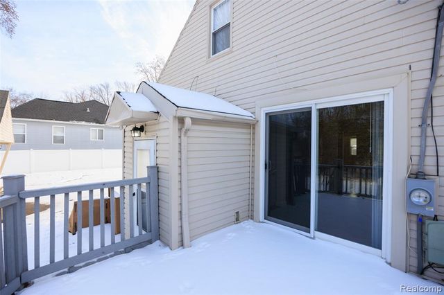 19490 Goldwin Street, Southfield, MI 48075