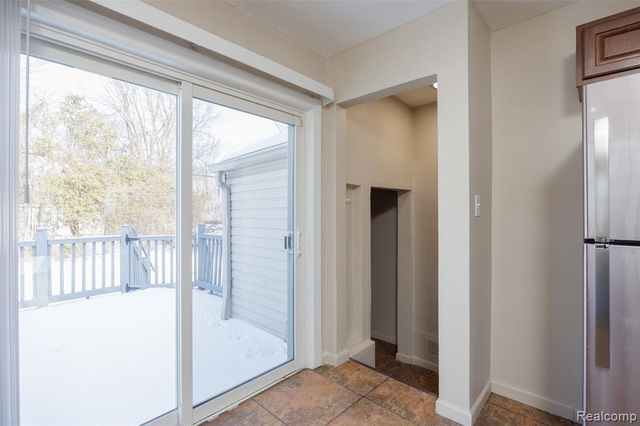 19490 Goldwin Street, Southfield, MI 48075