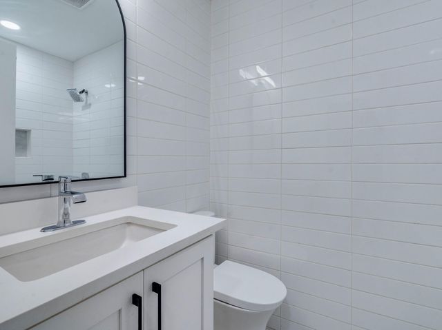 10506 Little Pebble DR A, Austin, TX 78758