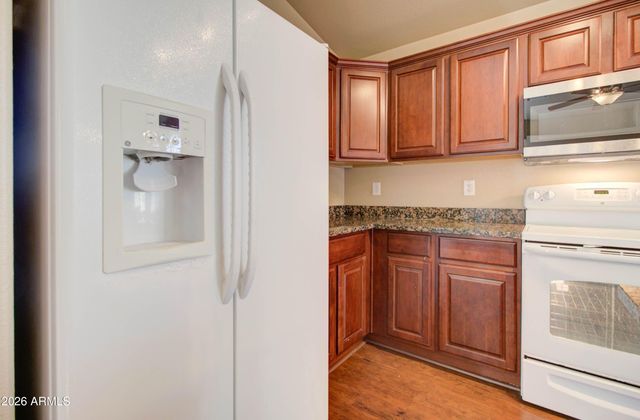 2725 E Mine Creek Road 1223, Phoenix, AZ 85024
