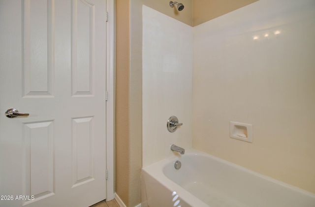 2725 E Mine Creek Road 1223, Phoenix, AZ 85024