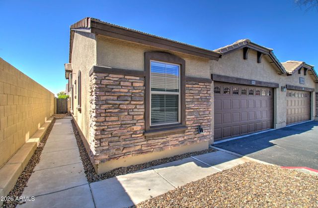 2725 E Mine Creek Road 1223, Phoenix, AZ 85024