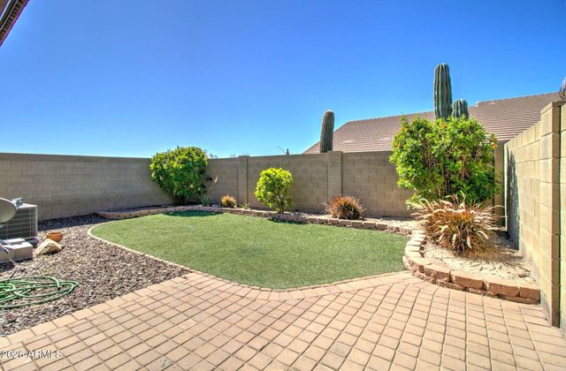 2725 E Mine Creek Road 1223, Phoenix, AZ 85024