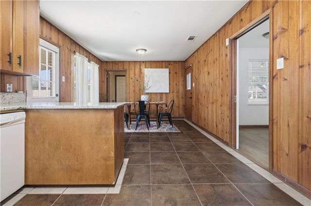 5636 W CIRCLE Drive, Alexandria, LA 71301