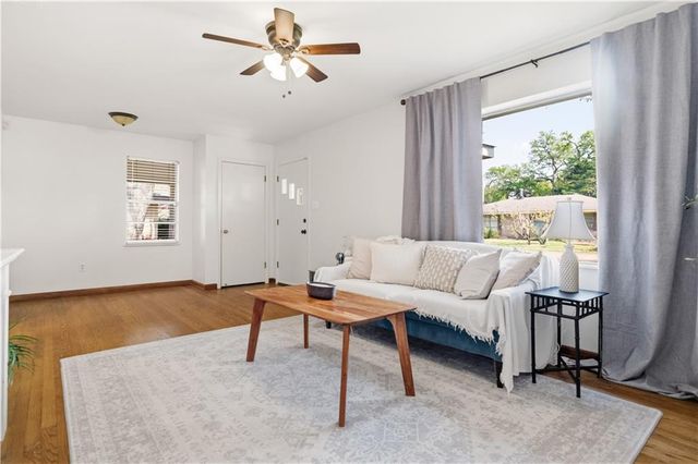 5636 W CIRCLE Drive, Alexandria, LA 71301