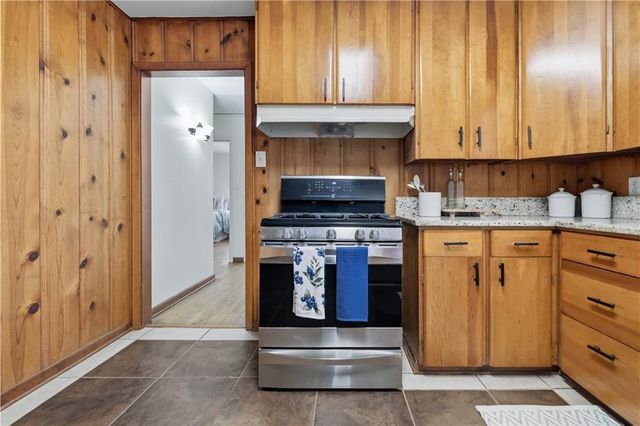 5636 W CIRCLE Drive, Alexandria, LA 71301