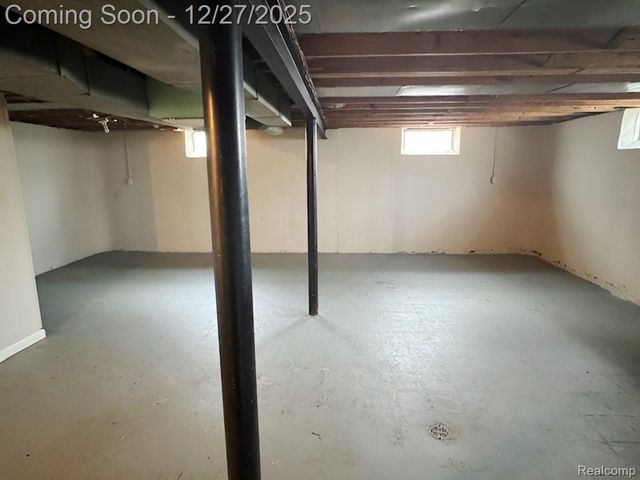 26531 Grant Street, St. Clair Shores, MI 48081