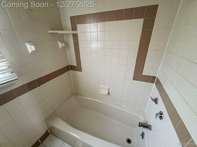 26531 Grant Street, St. Clair Shores, MI 48081