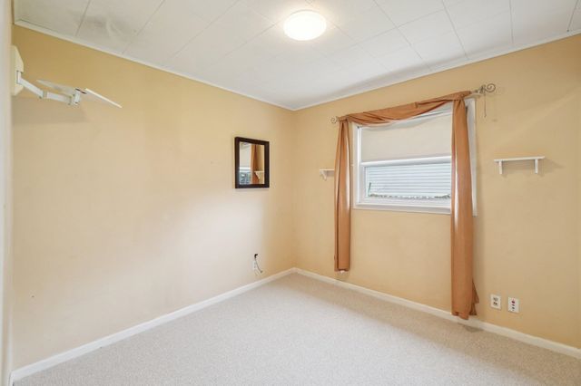 21510 Ulrich Street, Clinton Township, MI 48036