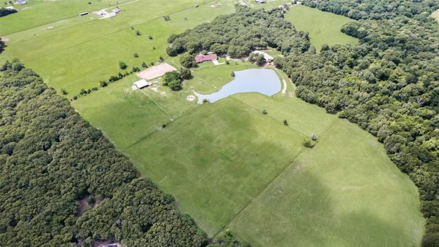 1040 County Road 3505, Quinlan, TX 75474