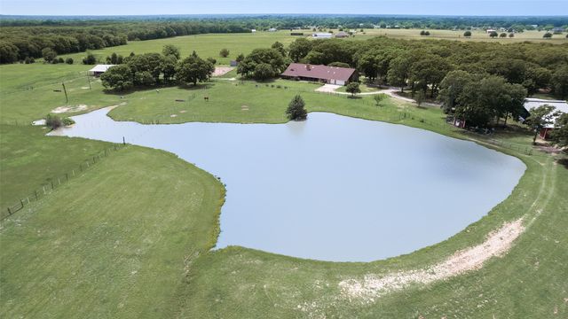 1040 County Road 3505, Quinlan, TX 75474