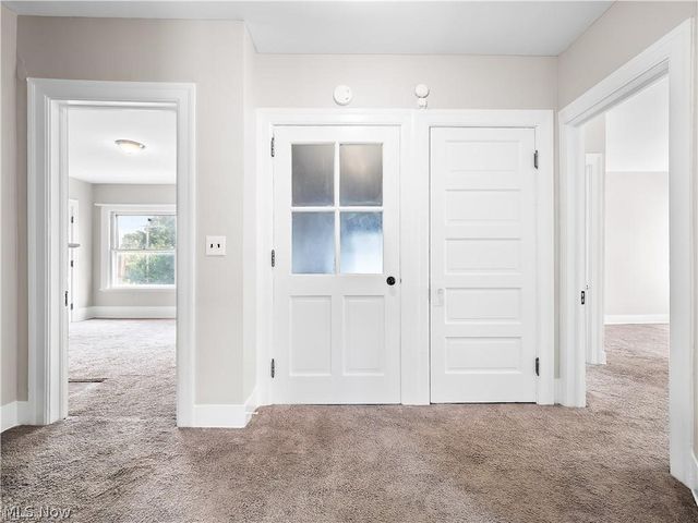 6110 W Clinton Avenue 2, Cleveland, OH 44102