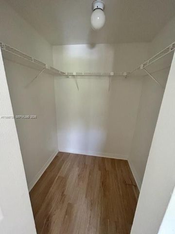 7910 N Colony Cir N 204, Tamarac, FL 33321