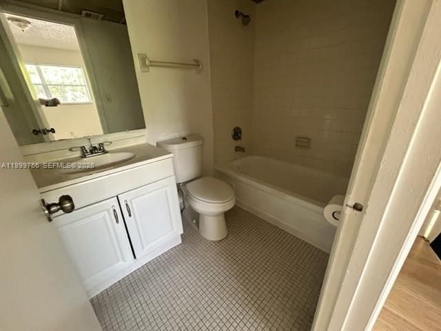 7910 N Colony Cir N 204, Tamarac, FL 33321