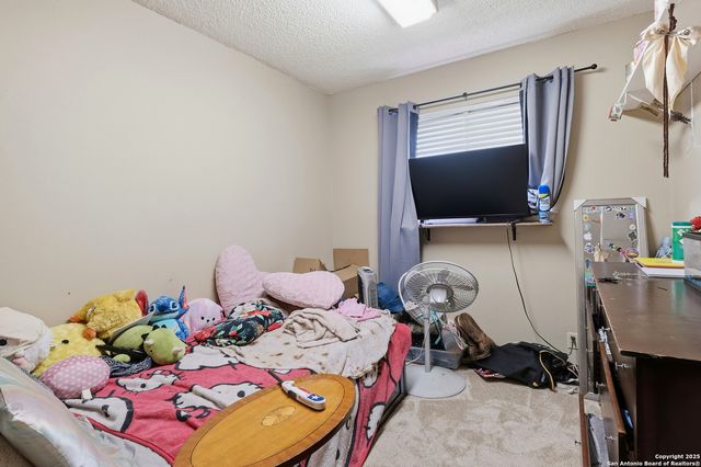 6810 twinspur, Leon Valley, TX 78238