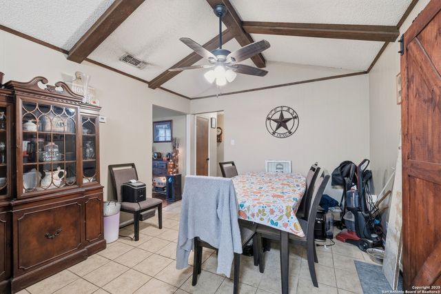 6810 twinspur, Leon Valley, TX 78238