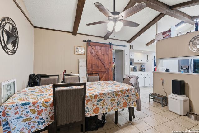 6810 twinspur, Leon Valley, TX 78238