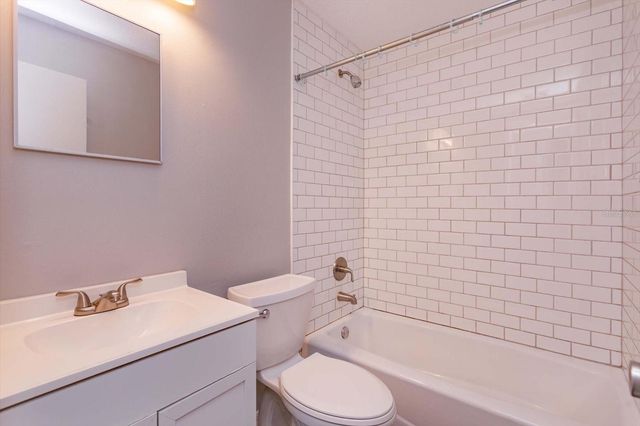 302 BALLARD AVENUE, Deland, FL 32724