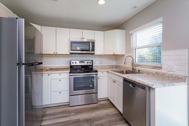 302 BALLARD AVENUE, Deland, FL 32724