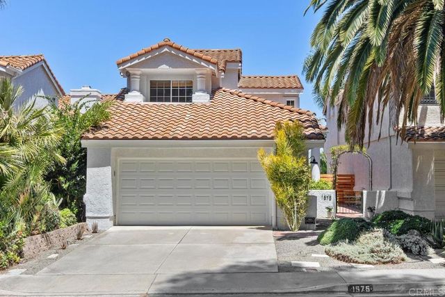 1575 Golfcrest Place, Vista, CA 92081