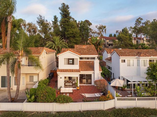 1575 Golfcrest Place, Vista, CA 92081
