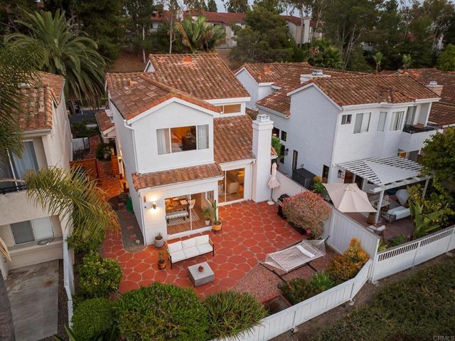 1575 Golfcrest Place, Vista, CA 92081