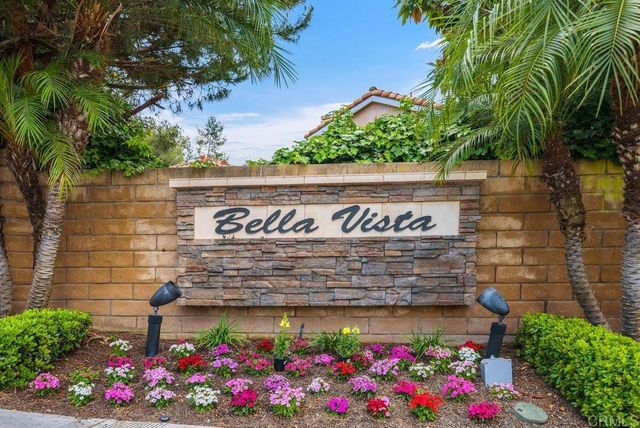 1575 Golfcrest Place, Vista, CA 92081
