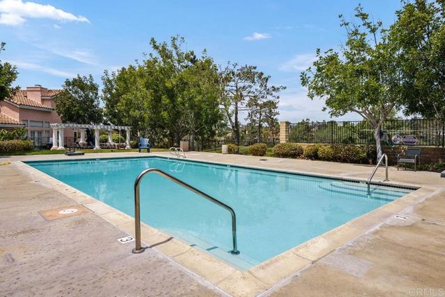 1575 Golfcrest Place, Vista, CA 92081