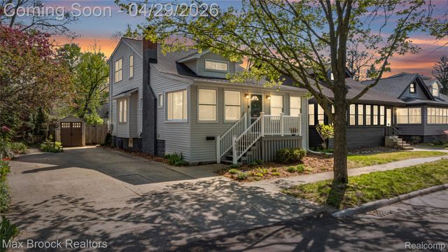 465 Pearson Street, Ferndale, MI 48220