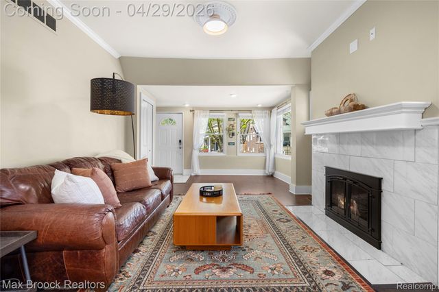 465 Pearson Street, Ferndale, MI 48220